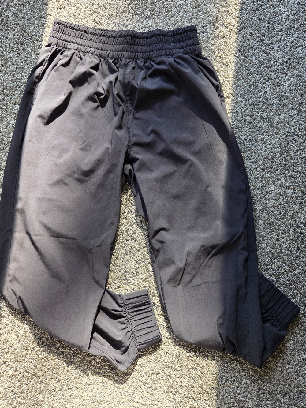 Vuori Black Women's Jogger Track Pants